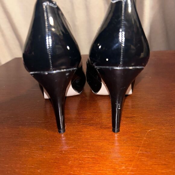 Madden girl patent leather heels size 7.5 - Picture 3 of 5
